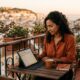 Smart Beginners Skip The Big Idea And Win Their First Paying Customer